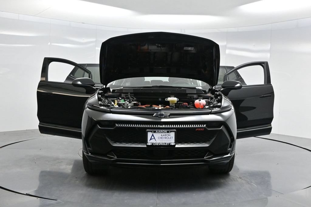 New 2026 Chevrolet Equinox EV RS w/ Convenience Package II FWD image 44