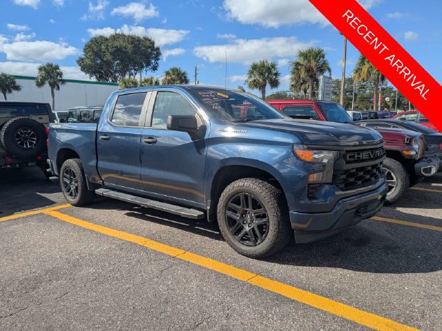 Used 2022 Chevrolet Silverado 1500 Custom AWD/4WD image 2
