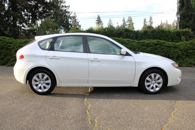 Used 2011 Subaru Impreza 2.5i AWD/4WD image 11