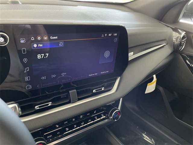 New 2026 Chevrolet Equinox LT w/ Convenience Package II image 24