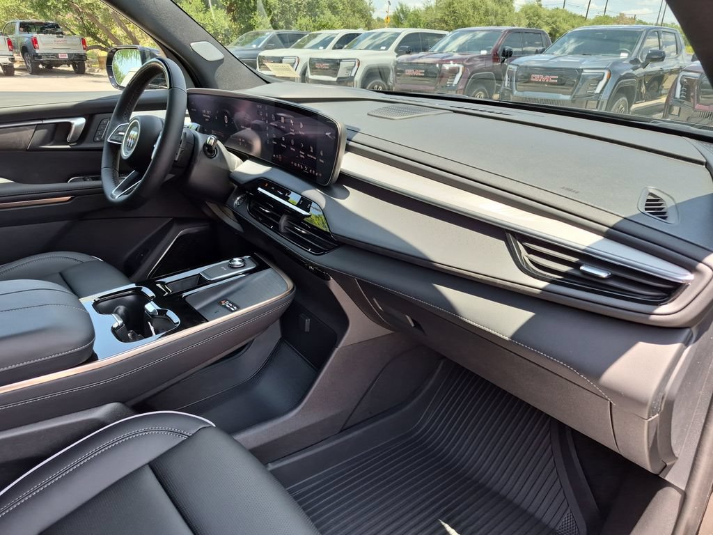 New 2026 Buick Enclave Avenir w/ Super Cruise Package FWD image 40