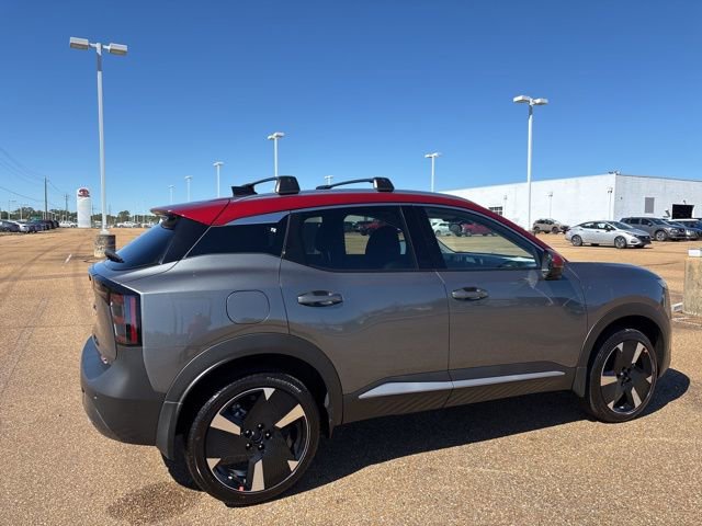 New 2026 Nissan Kicks SR w/ SR Premium Package image 4