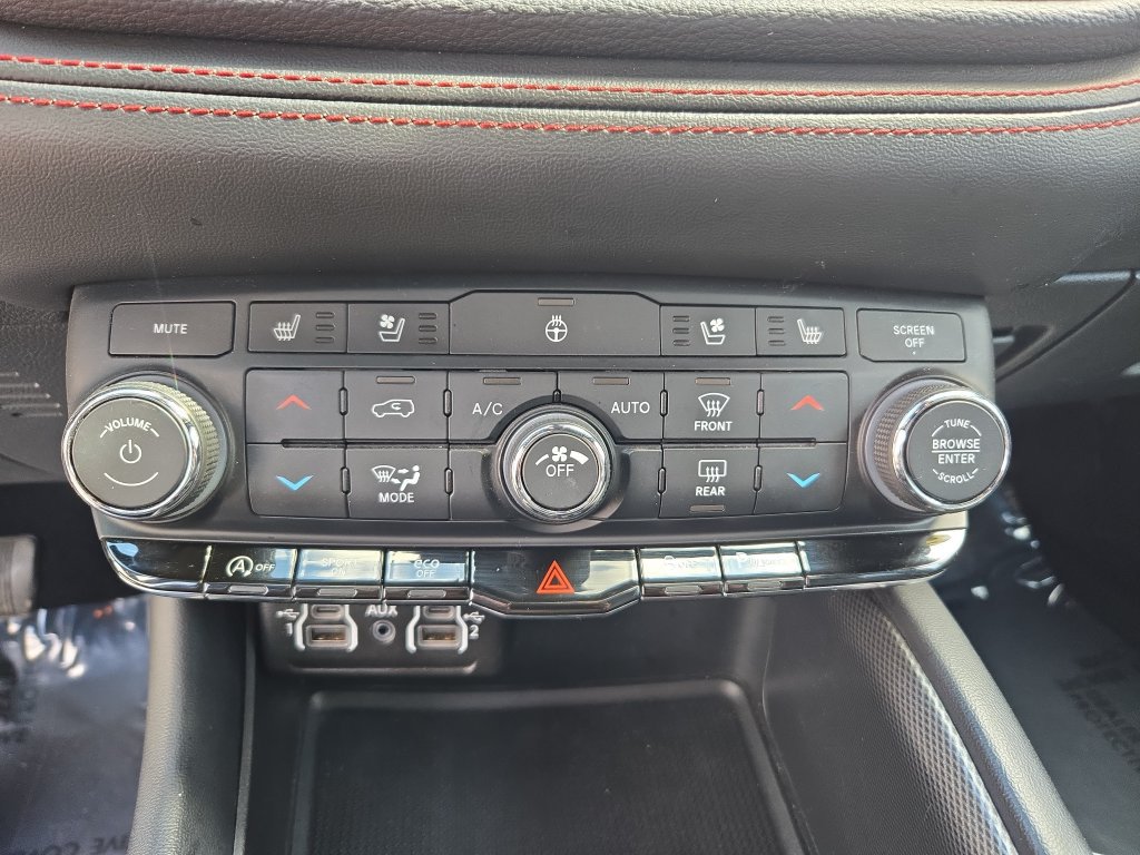 Used 2024 Dodge Durango GT AWD/4WD image 26