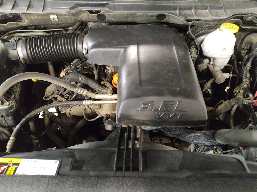 Used 2020 RAM 1500 Tradesman w/ Chrome Appearance Group RWD image 30