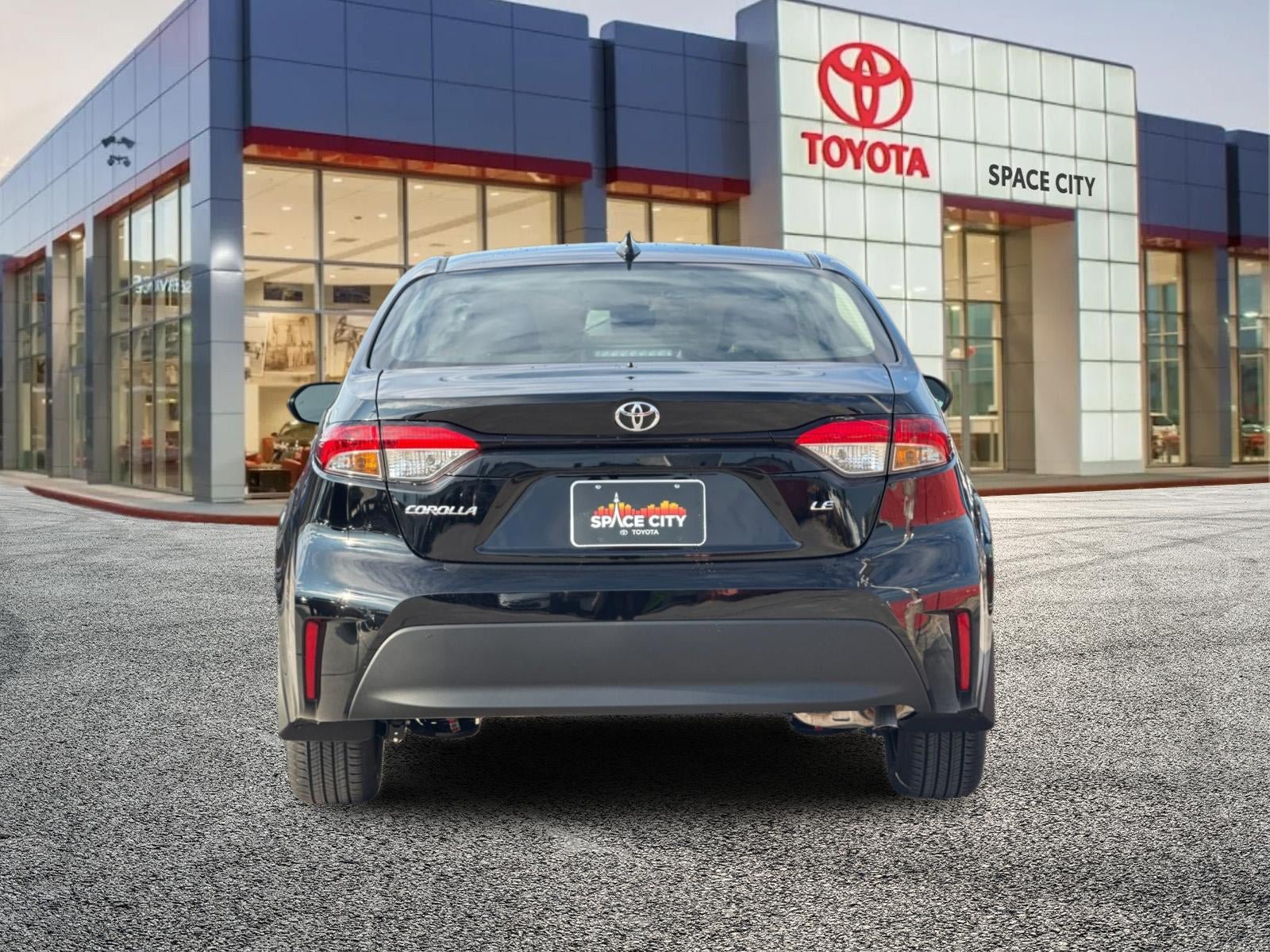 New 2027 Toyota Corolla LE FWD image 5