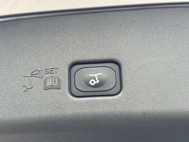 New 2026 Lincoln Nautilus Premier w/ Jet Appearance Package image 13