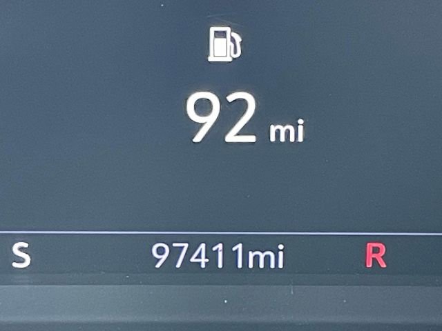 Used 2021 Chevrolet Suburban Premier w/ Premium Package image 30