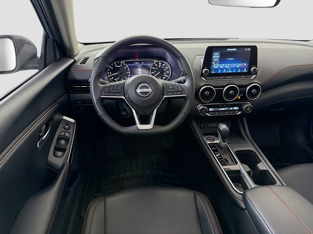Used 2025 Nissan Sentra SR w/ SR Premium Package FWD image 25