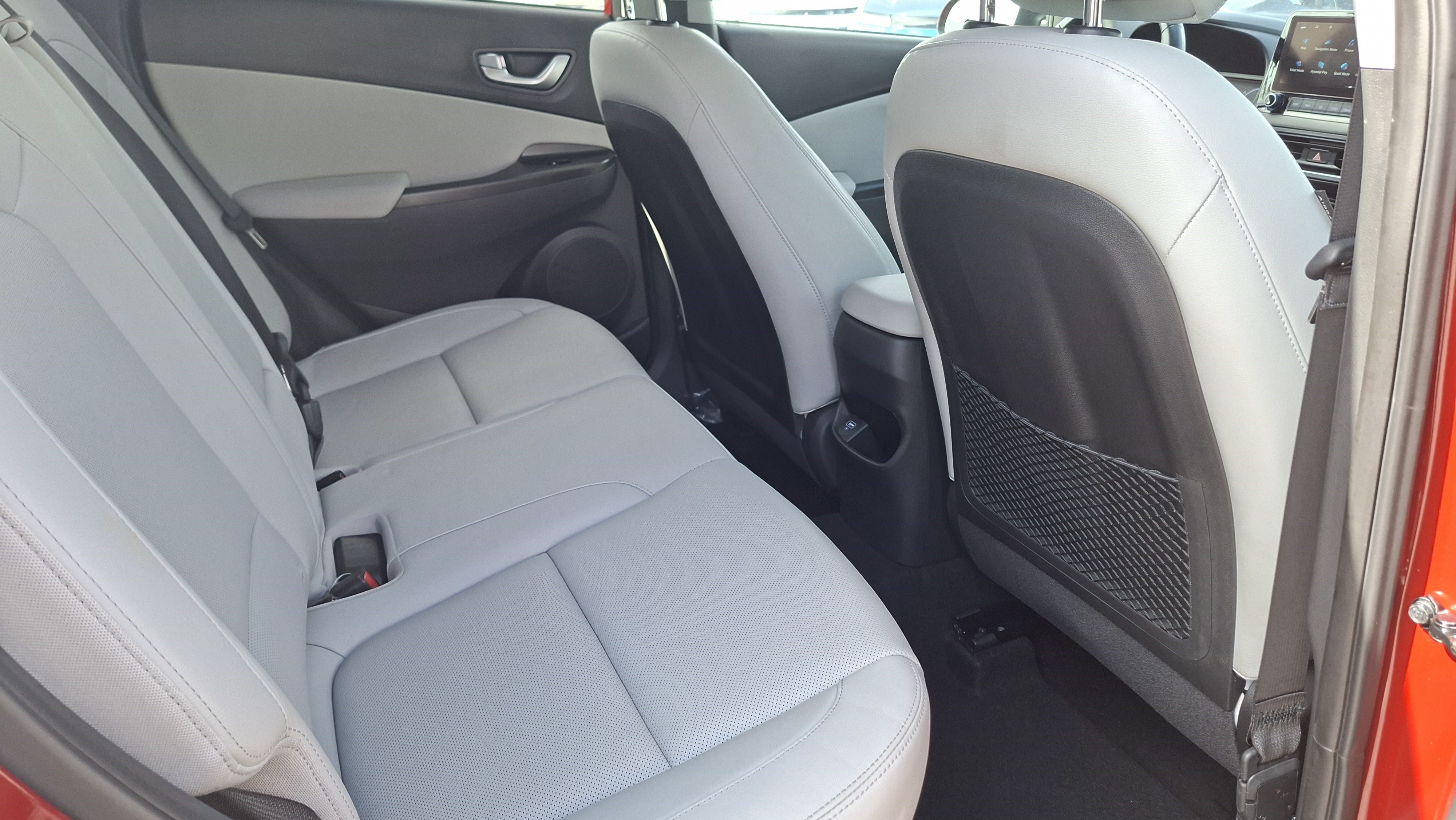 Used 2023 Hyundai Kona Limited FWD image 21