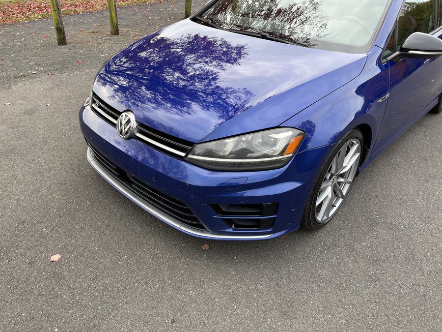 Used 2017 Volkswagen Golf 4-Door image 8