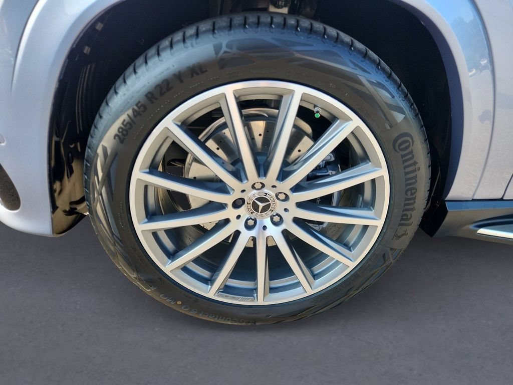 New 2026 Mercedes-Benz GLS 580 4MATIC image 8