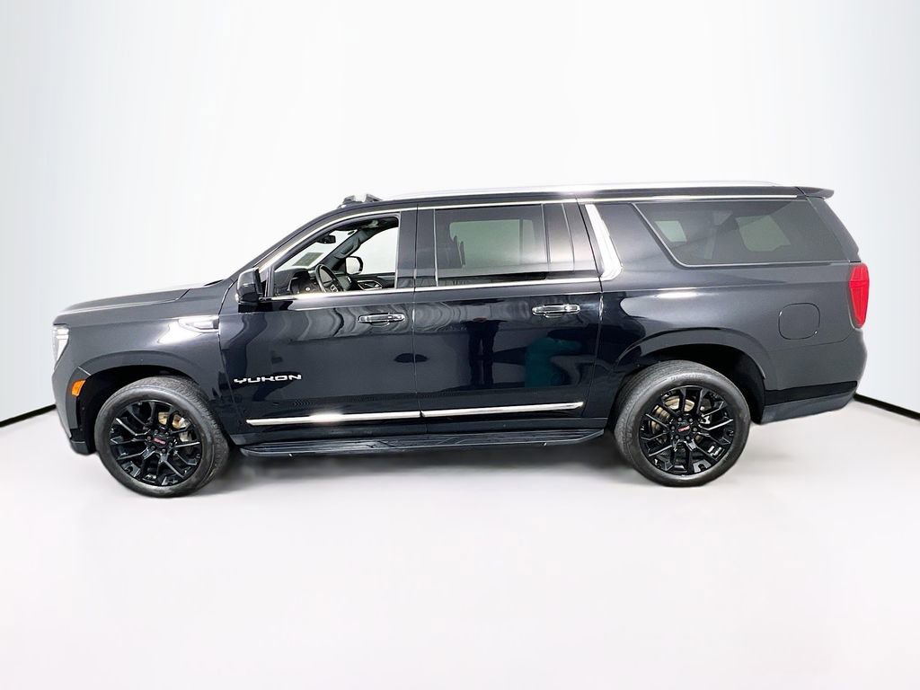 Certified 2023 GMC Yukon XL SLT AWD/4WD image 4