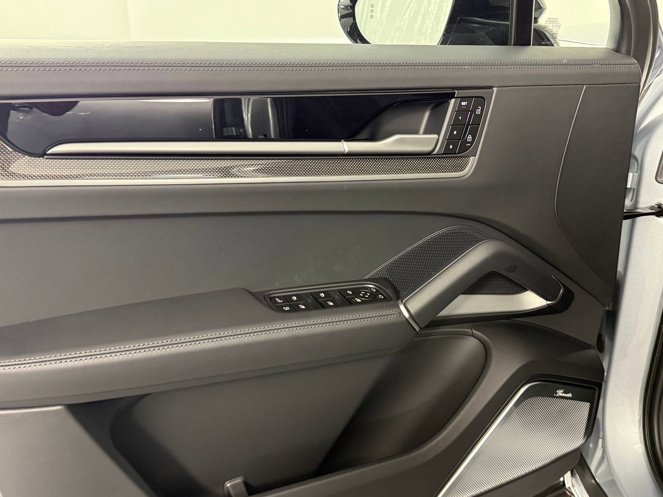 New 2026 Porsche Cayenne E-Hybrid image 14