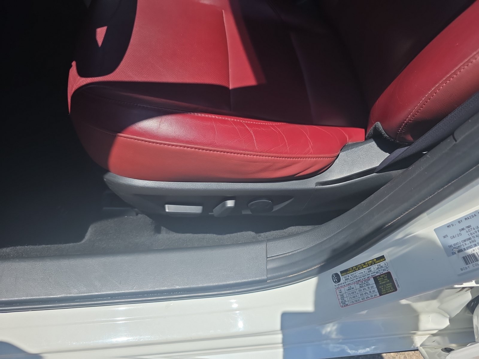 Used 2021 MAZDA MAZDA3 s FWD image 14