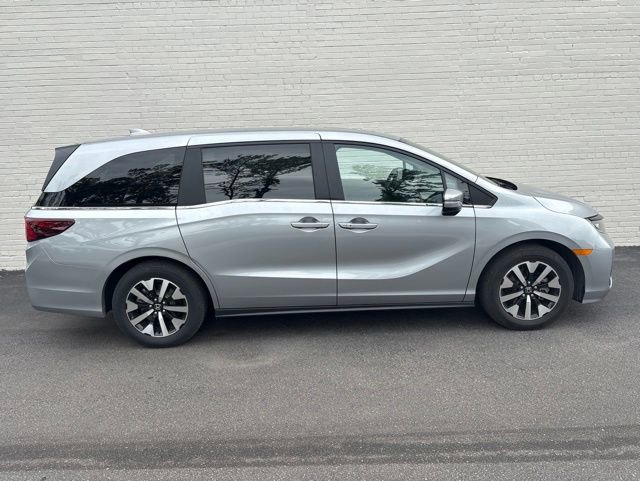 Used 2026 Honda Odyssey EX-L image 2