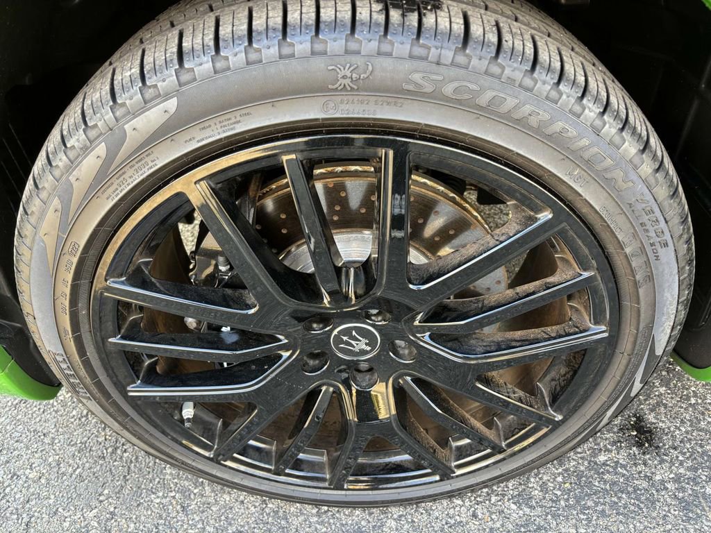 New 2023 Maserati Levante Modena image 44