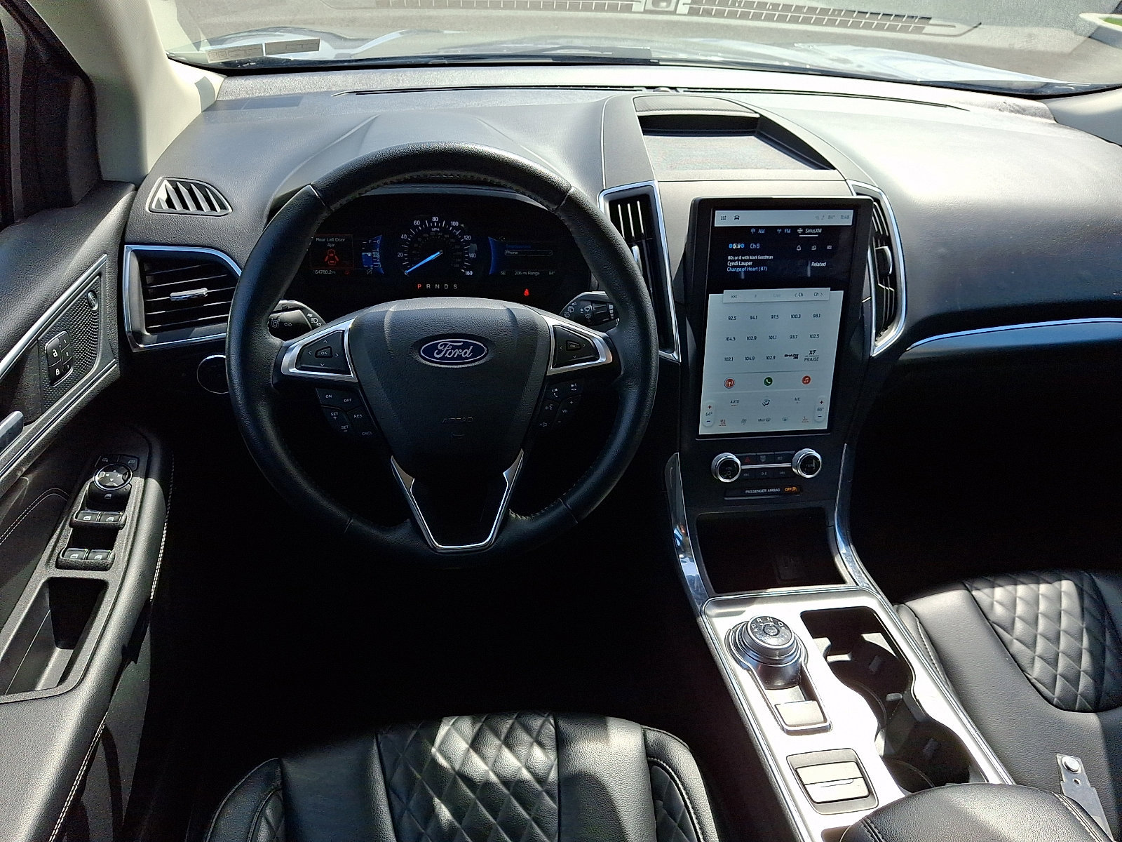 Used 2024 Ford Edge Titanium AWD/4WD image 11