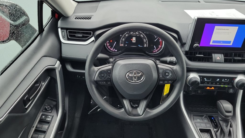 Used 2024 Toyota RAV4 LE FWD image 10