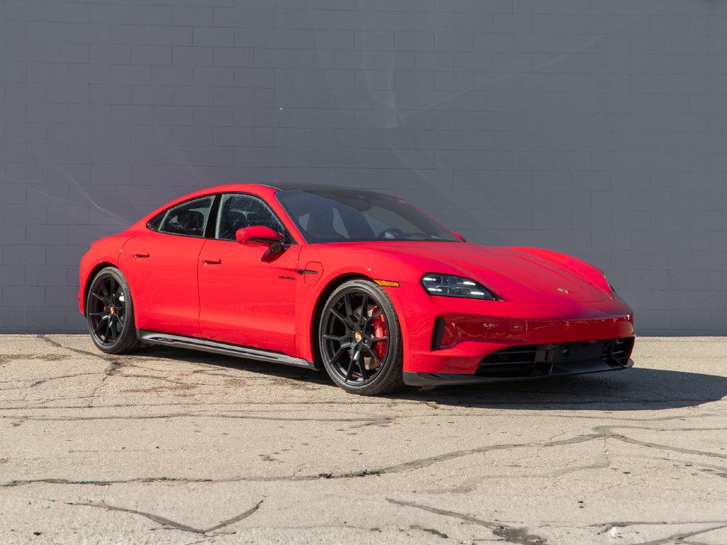 New 2026 Porsche Taycan GTS AWD/4WD image 9