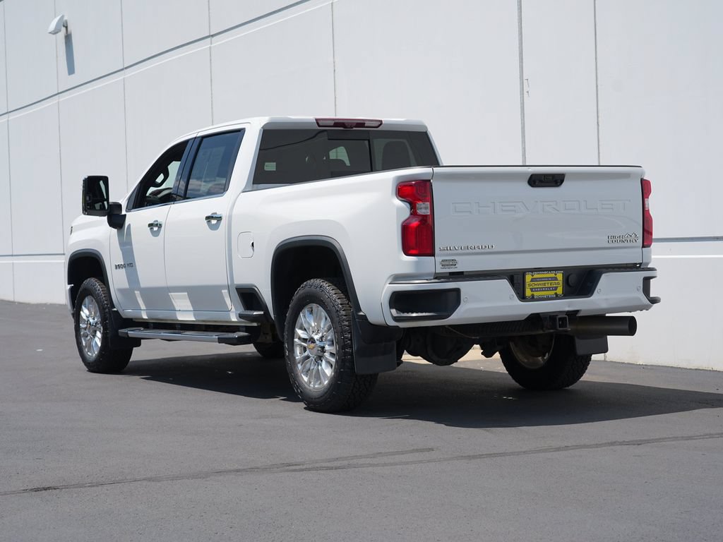 Certified 2022 Chevrolet Silverado 3500 High Country w/ Z71 Off-Road Package AWD/4WD image 5