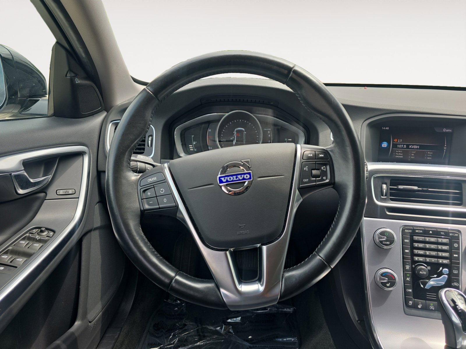 Used 2018 Volvo V60 T5 Cross Country w/ Convenience Package AWD/4WD image 13