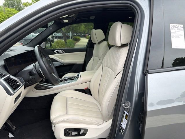 Used 2024 BMW X7 M60i AWD/4WD image 9