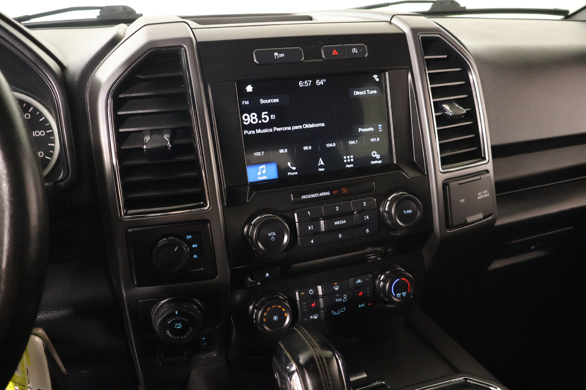 Used 2017 Ford F150 XLT w/ Equipment Group 302A Luxury AWD/4WD image 5