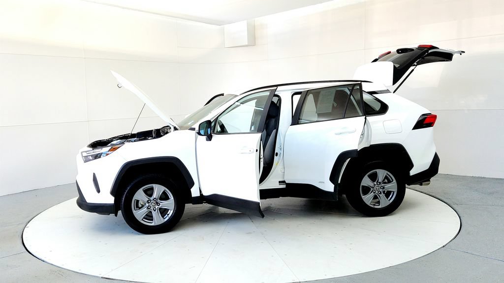 Certified 2025 Toyota RAV4 XLE w/ Weather Package AWD/4WD image 10