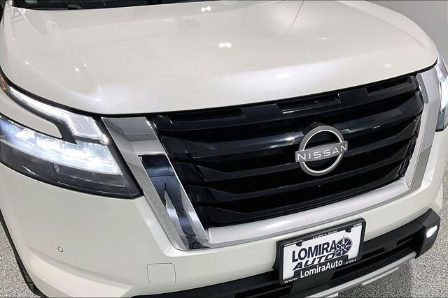 Used 2023 Nissan Pathfinder SL image 35