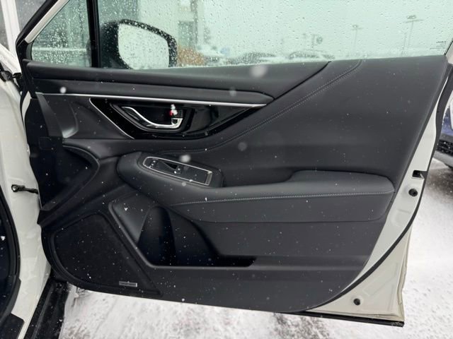 Used 2023 Subaru Outback Limited image 13
