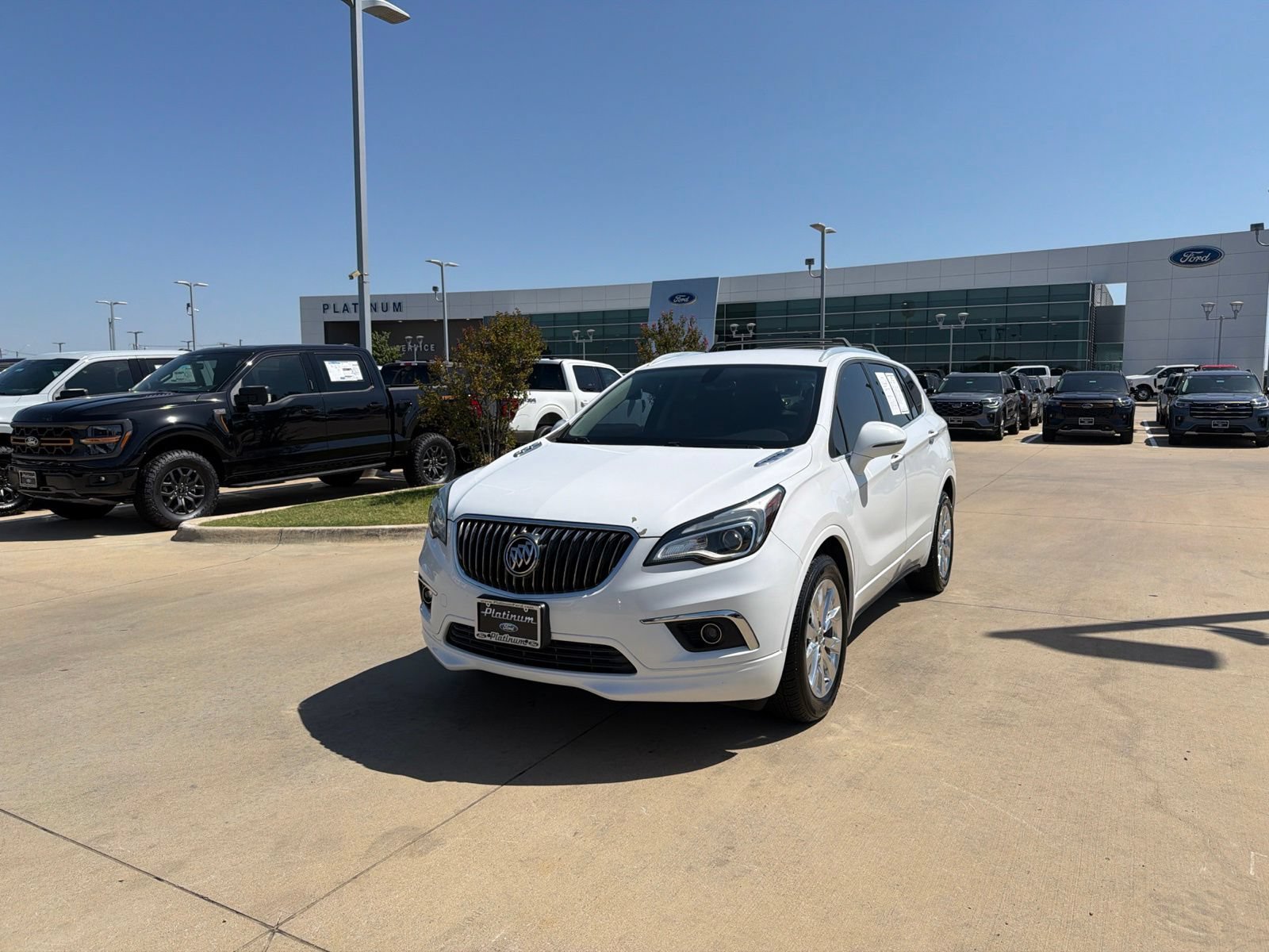 Used 2017 Buick Envision Essence FWD image 1