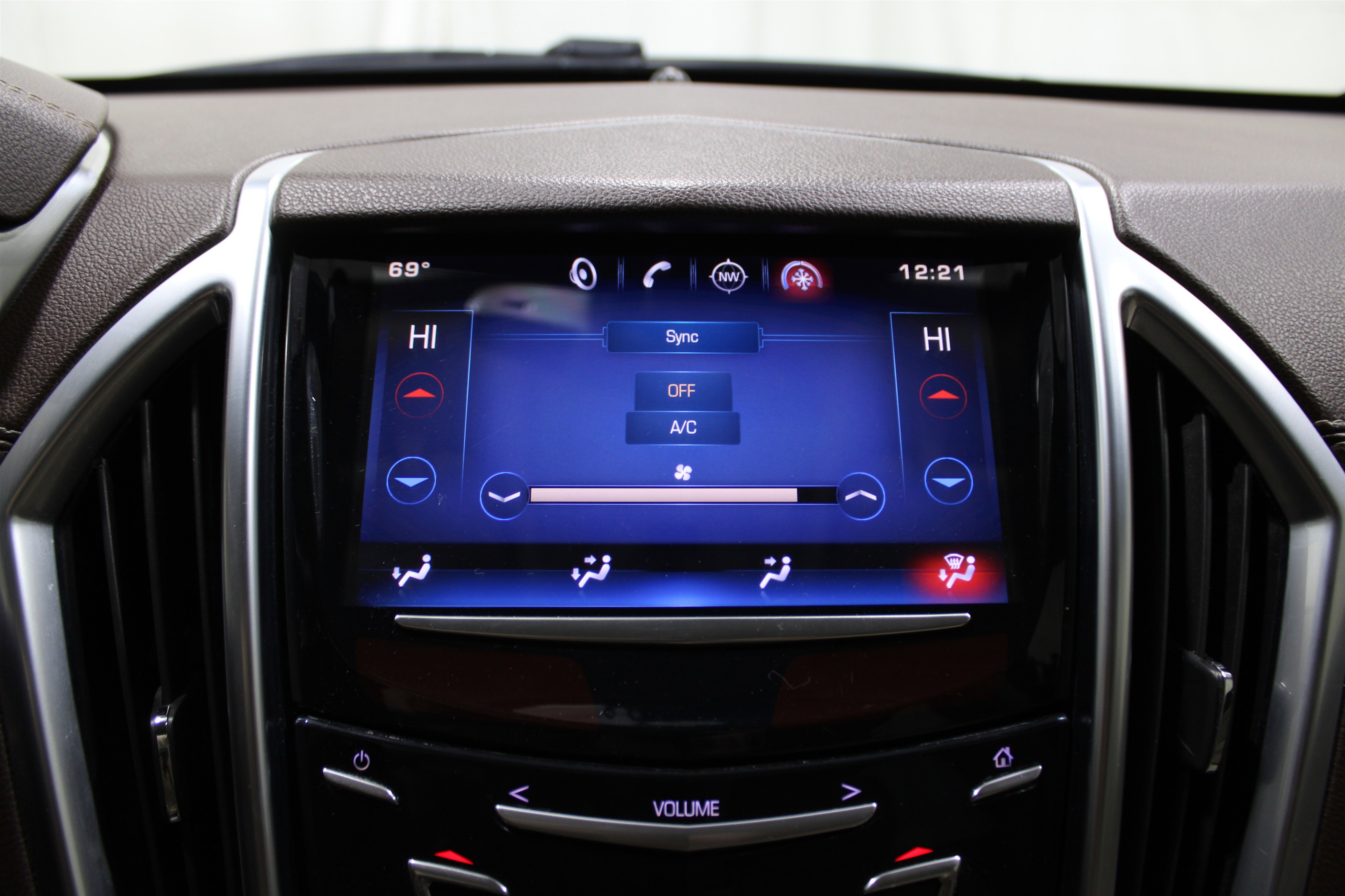 Used 2015 Cadillac SRX Performance w/ Driver Awareness Package image 18