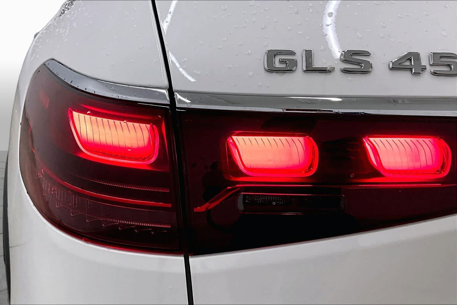 New 2026 Mercedes-Benz GLS 450 4MATIC image 14