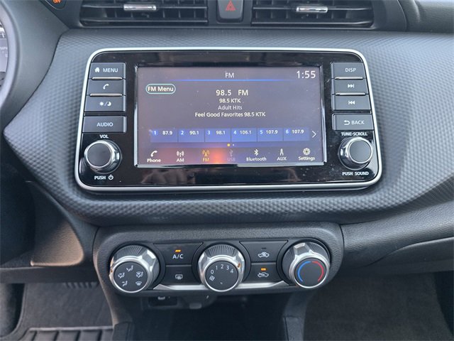 Used 2023 Nissan Kicks S image 30