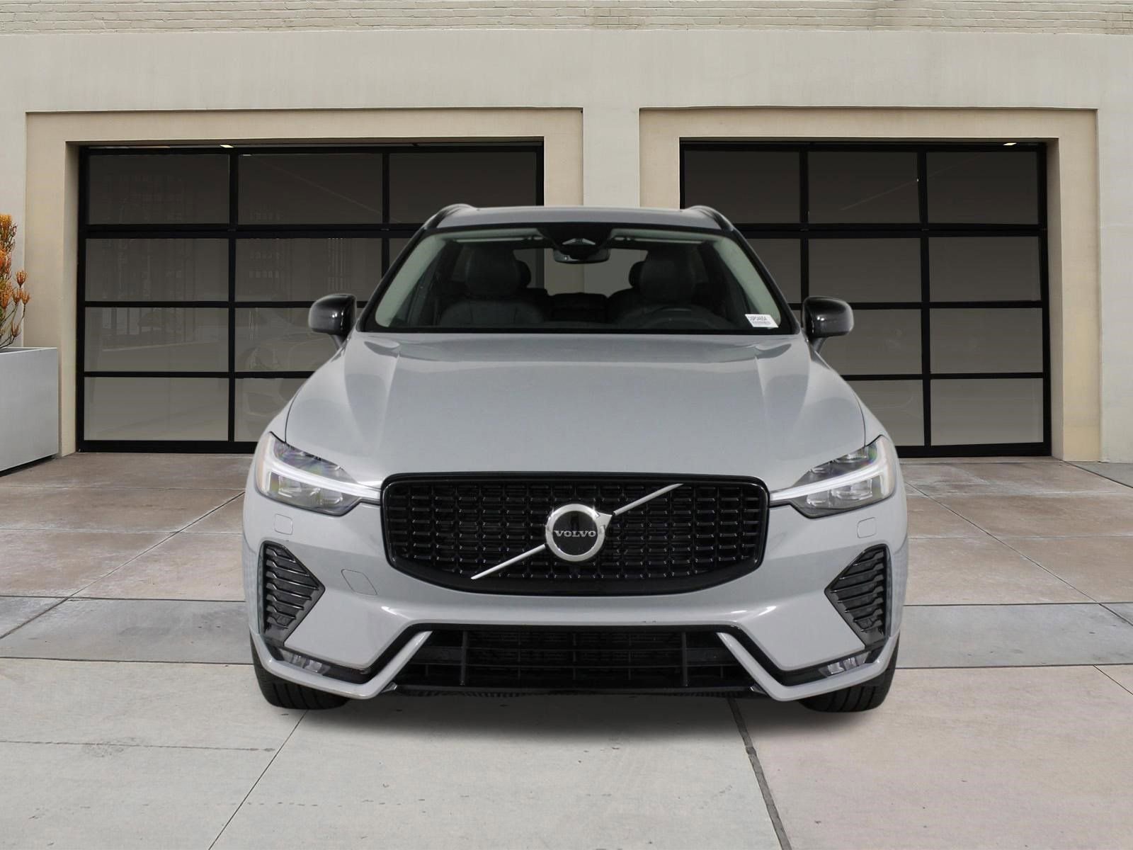 Certified 2025 Volvo XC60 B5 Core AWD/4WD image 6