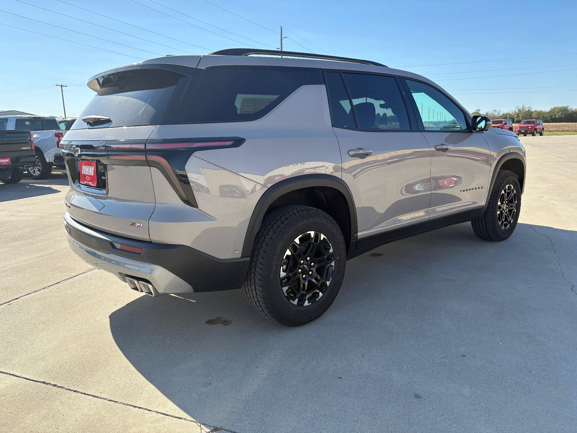New 2027 Chevrolet Traverse Z71 w/ Enhanced Driving Package AWD/4WD image 6