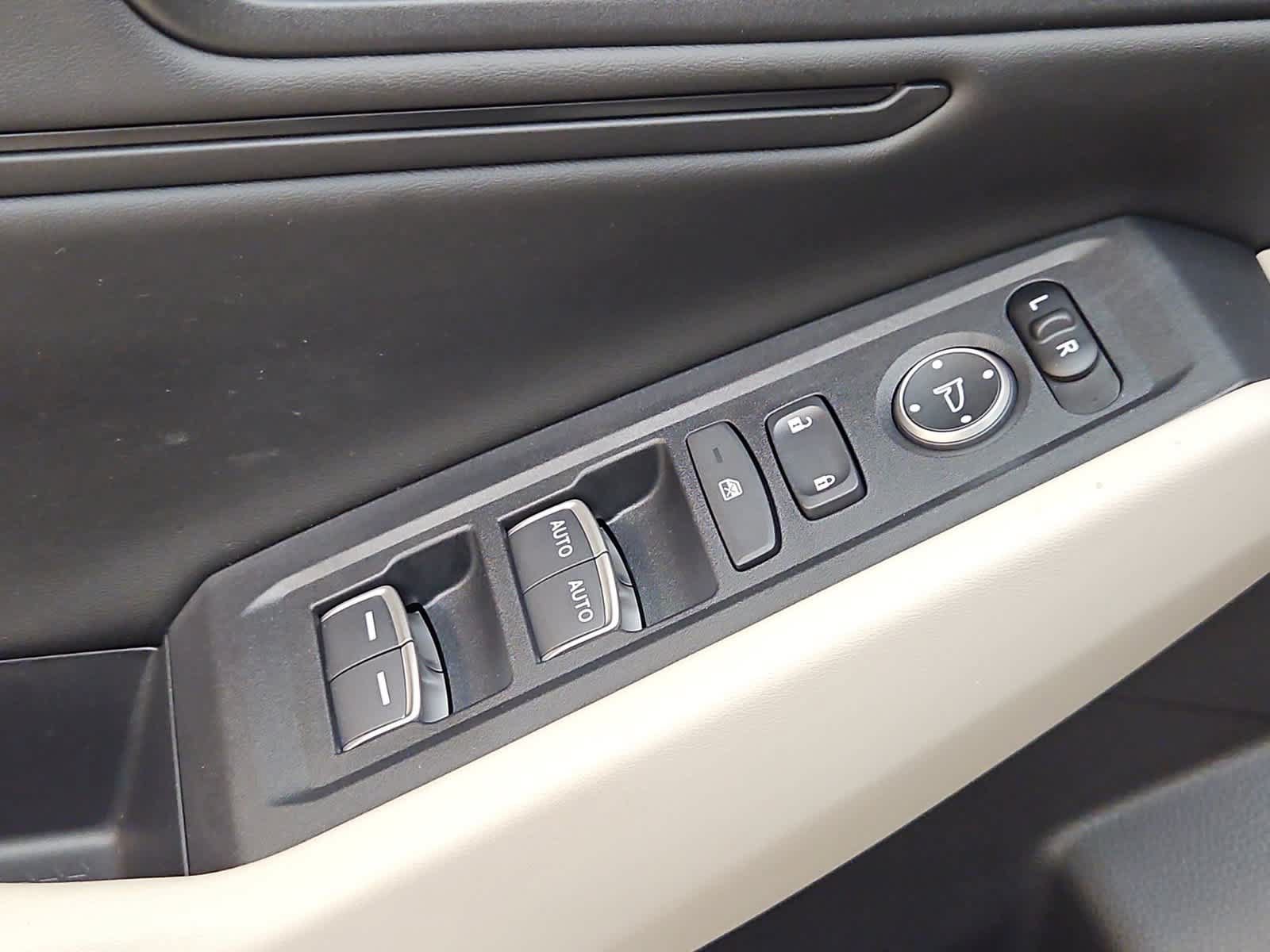 Certified 2024 Honda Accord EX image 17