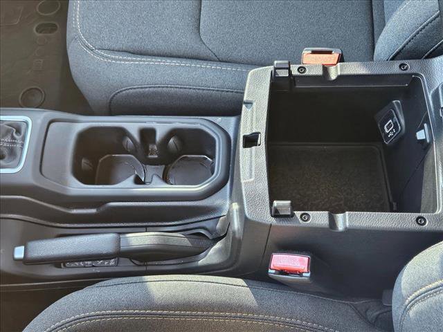 Used 2024 Jeep Wrangler Sport S image 15