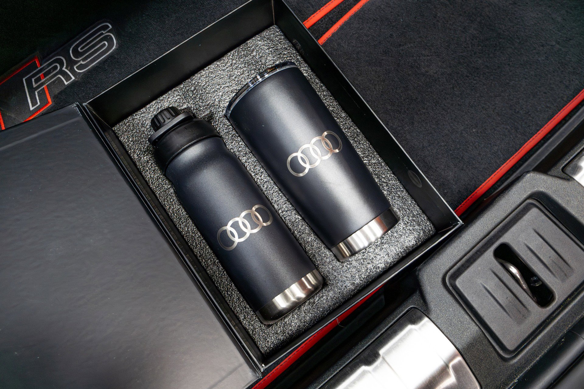 Used 2023 Audi RS e-tron GT image 43