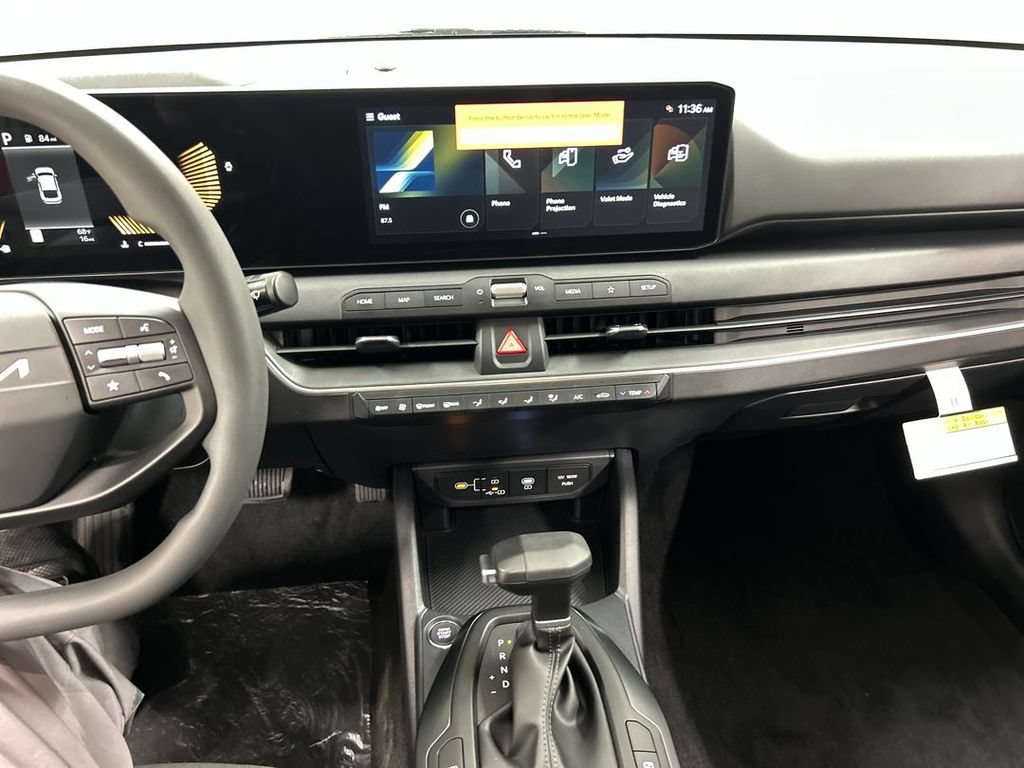 New 2026 Kia K4 FWD image 17