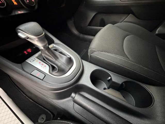 Used 2021 Kia Forte LXS FWD image 22
