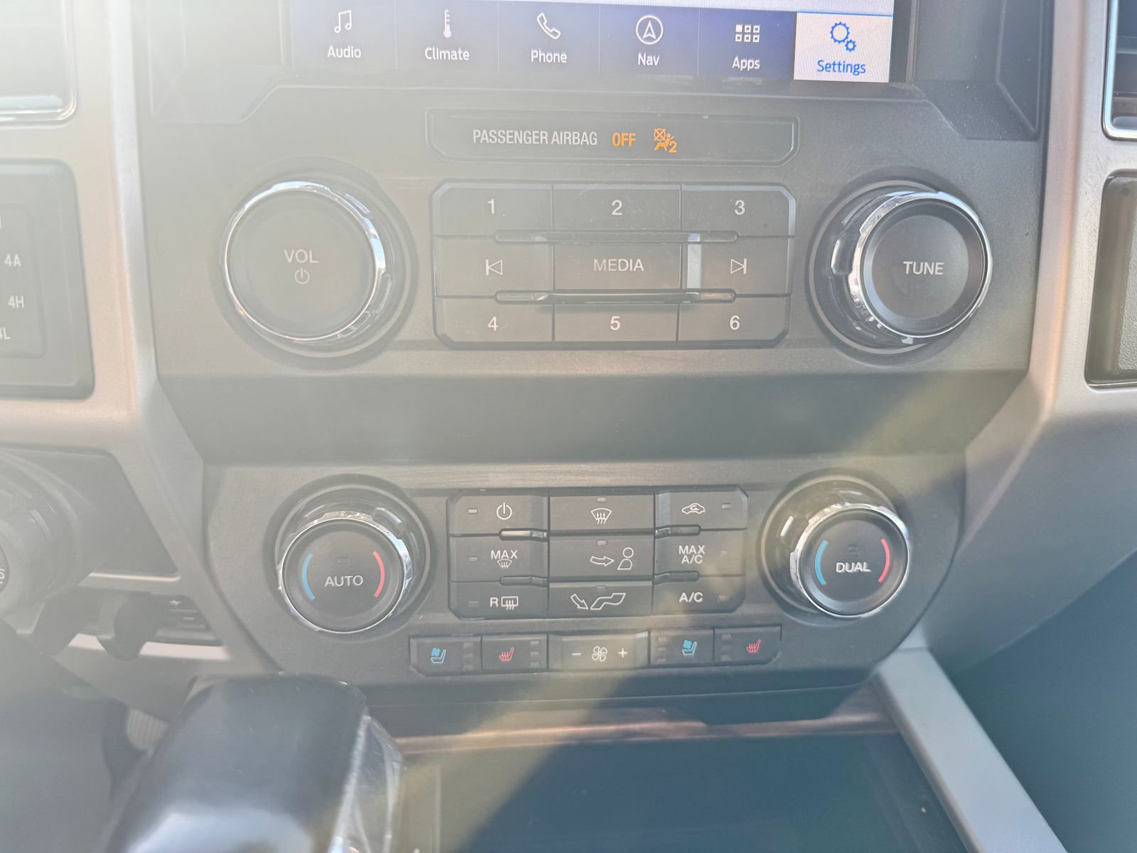 Used 2020 Ford F150 Lariat AWD/4WD image 15