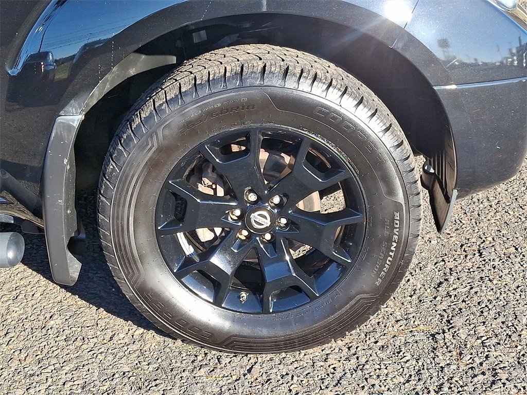 Used 2018 Nissan Frontier SV w/ Value Truck Package image 8