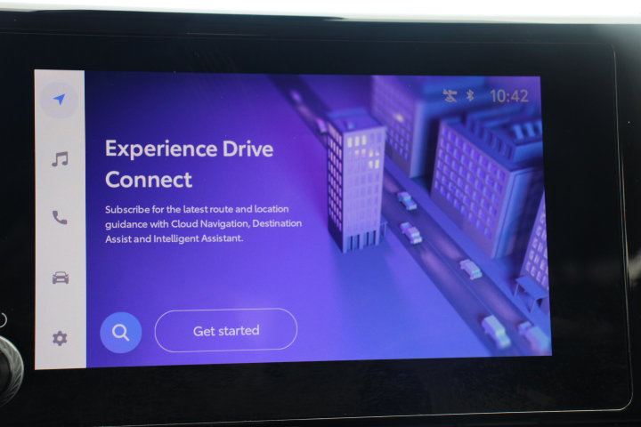 Certified 2025 Toyota RAV4 LE image 25