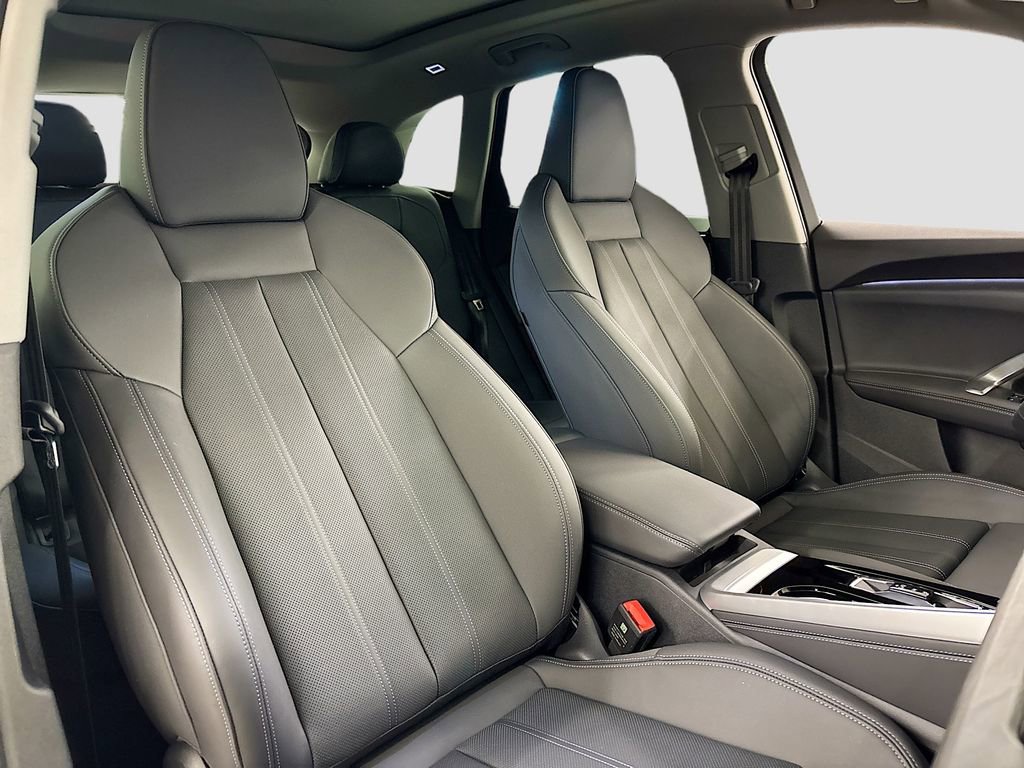 New 2025 Audi Q5 2.0T Premium Plus image 15