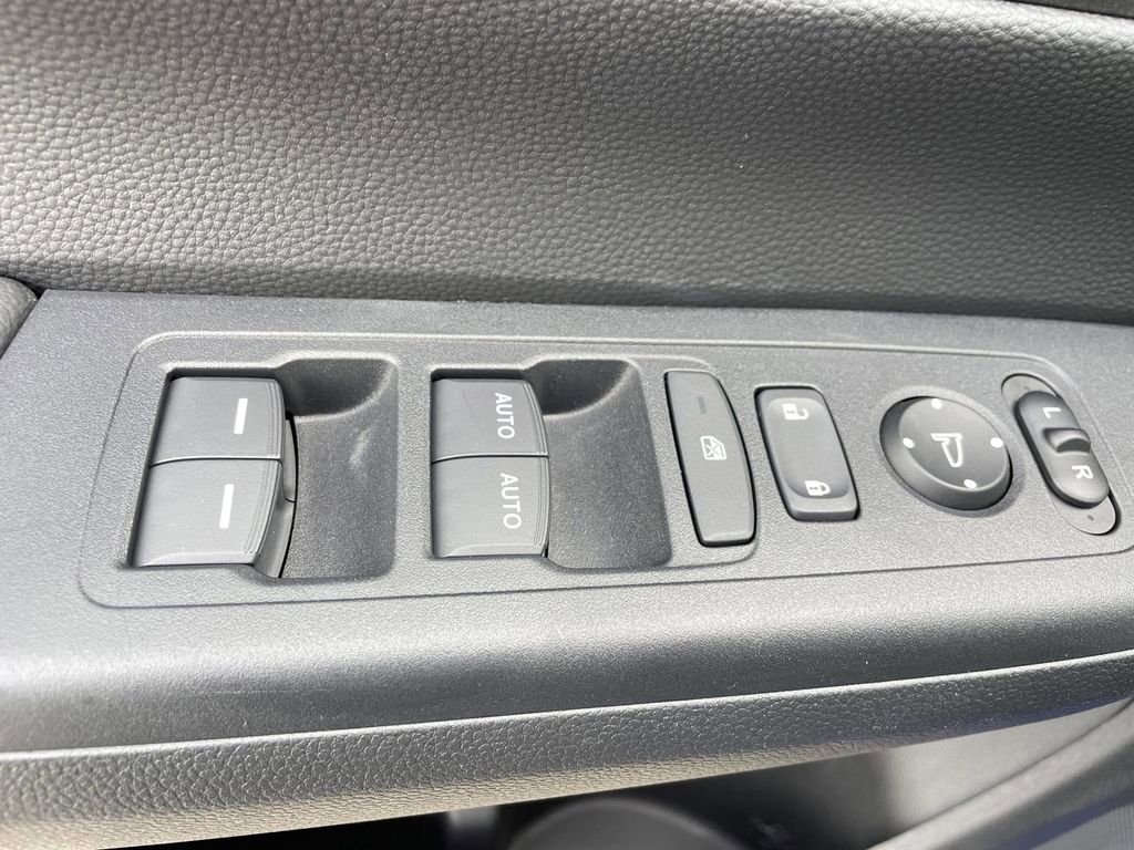 Used 2023 Honda CR-V EX image 22