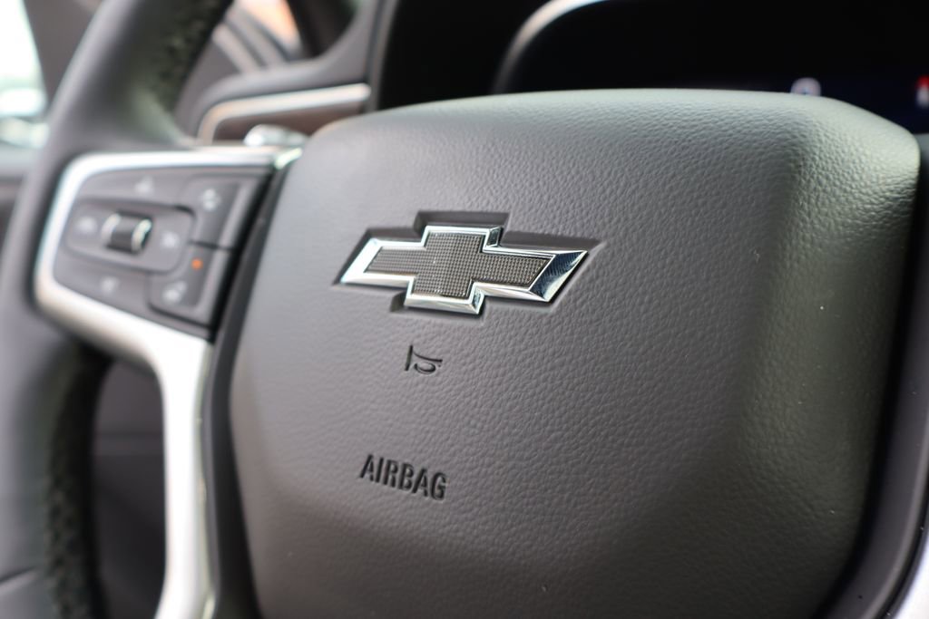 Used 2023 Chevrolet Suburban Z71 w/ Luxury Package image 33