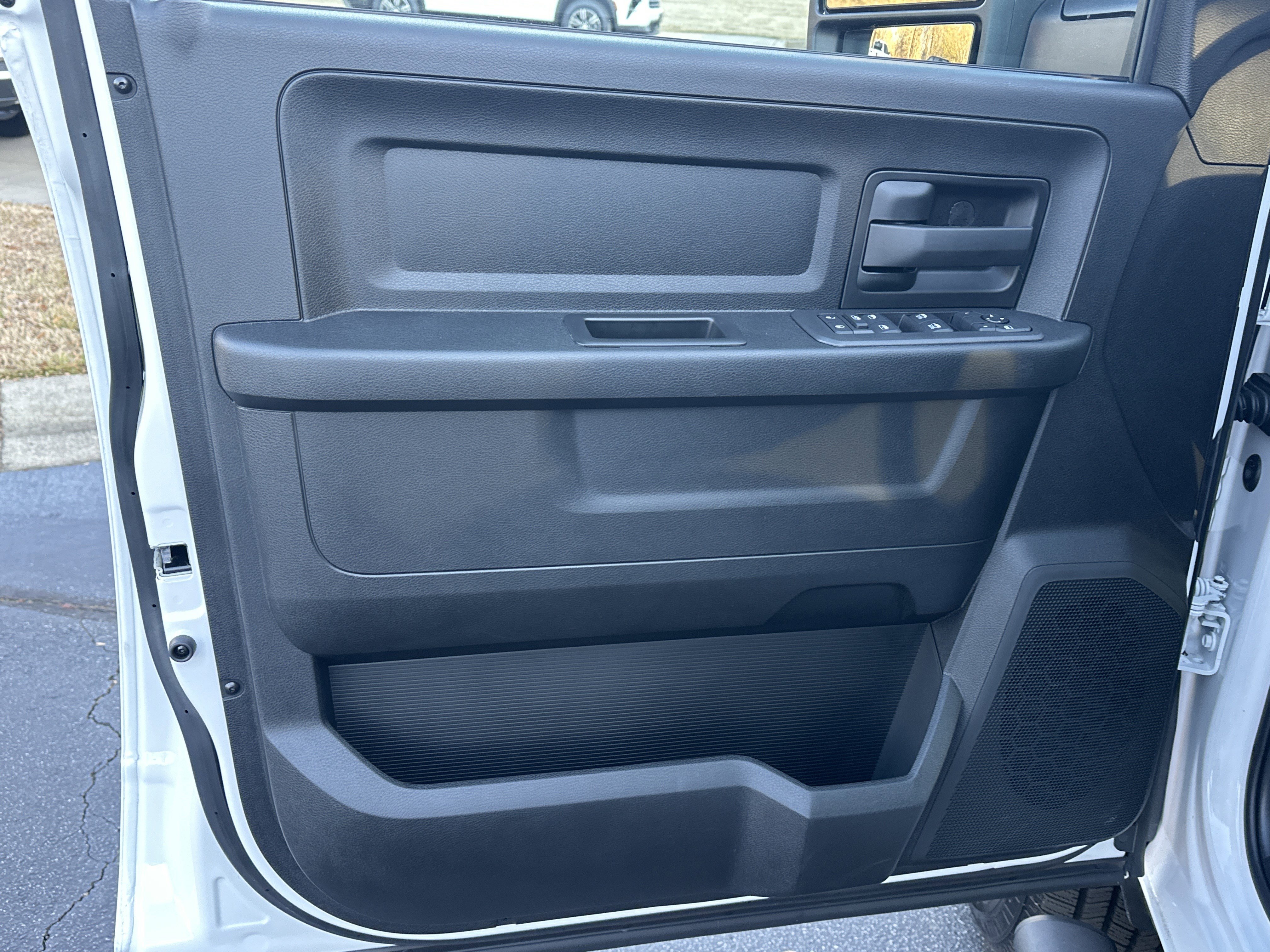 Used 2025 RAM 3500 Tradesman image 10