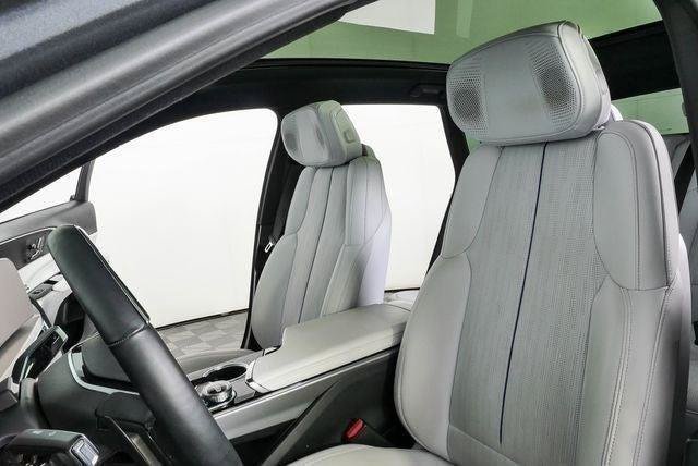 Used 2023 Cadillac Lyriq 2WD image 3