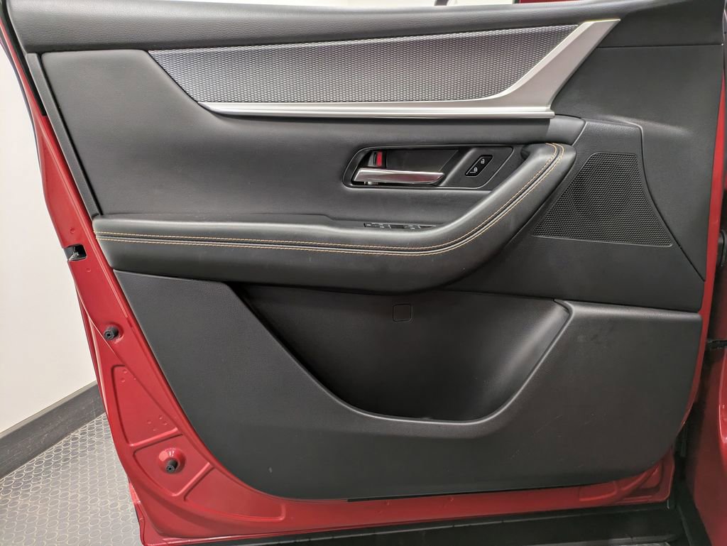 Used 2025 MAZDA CX-90 3.3 Turbo w/ Premium Plus Pkg image 8